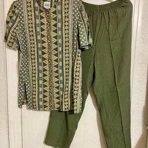 VTG Richards olive green button down geometric top & pant set size 16 comfort
